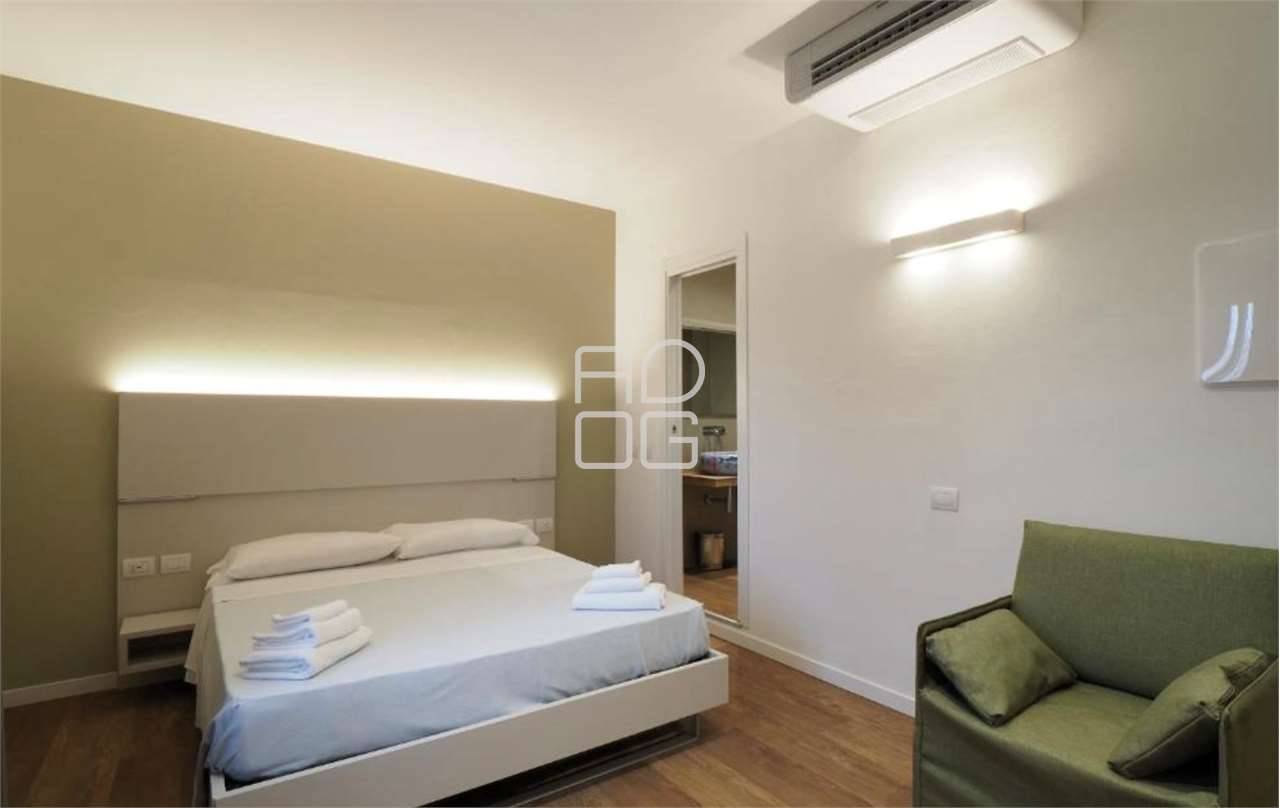 Hotel, Moniga del Garda