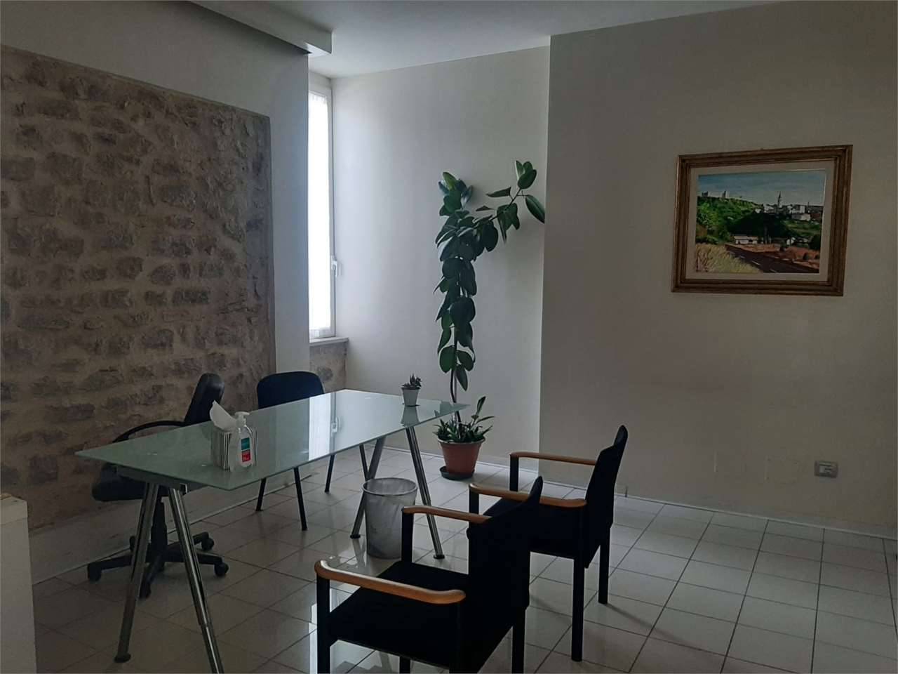Ufficio, Spoleto