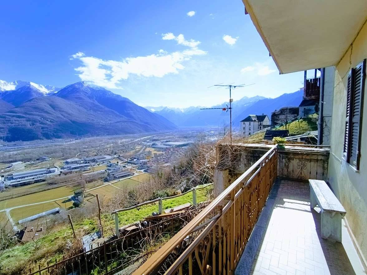 Porzione di casa, Villadossola