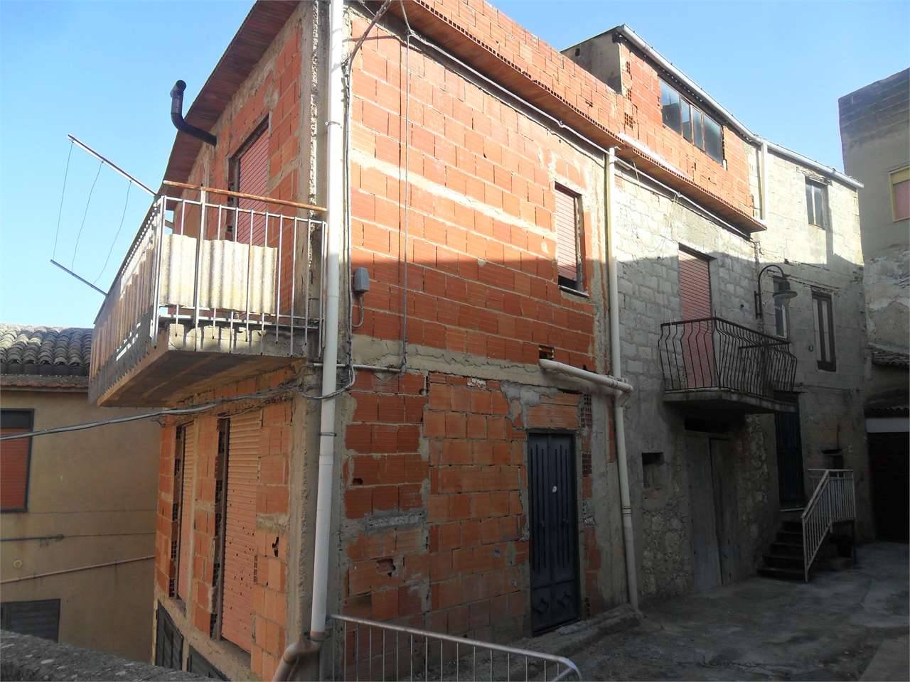 Casa indipendente, San Cataldo