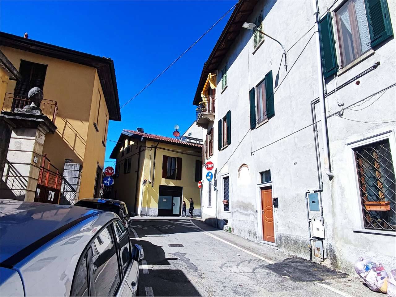 Appartamento, Azzate