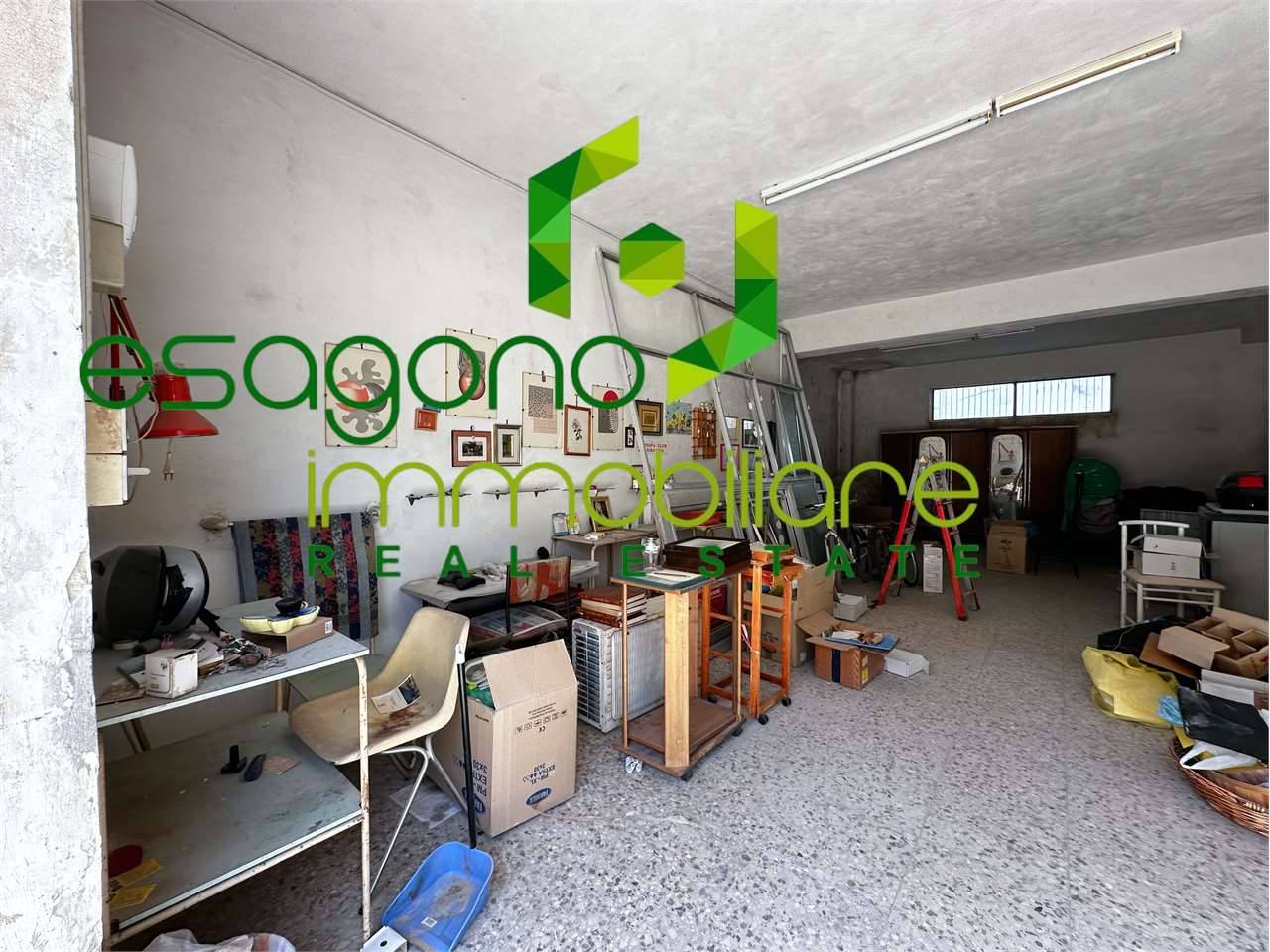 Box - Garage - Posto Auto Zecchino, Siracusa