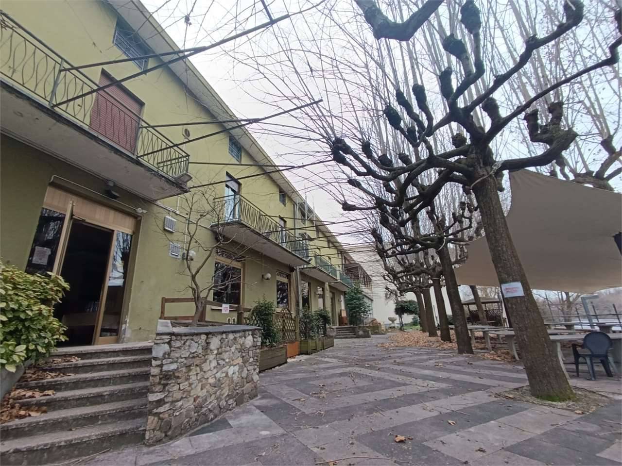 Negozio Lavello, Calolziocorte