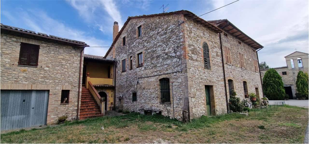 Porzione di casa Ficareto, Todi