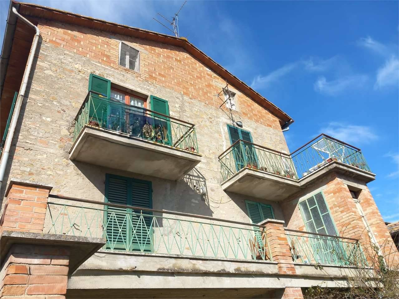 Palazzo - Stabile Cerqueto, Marsciano