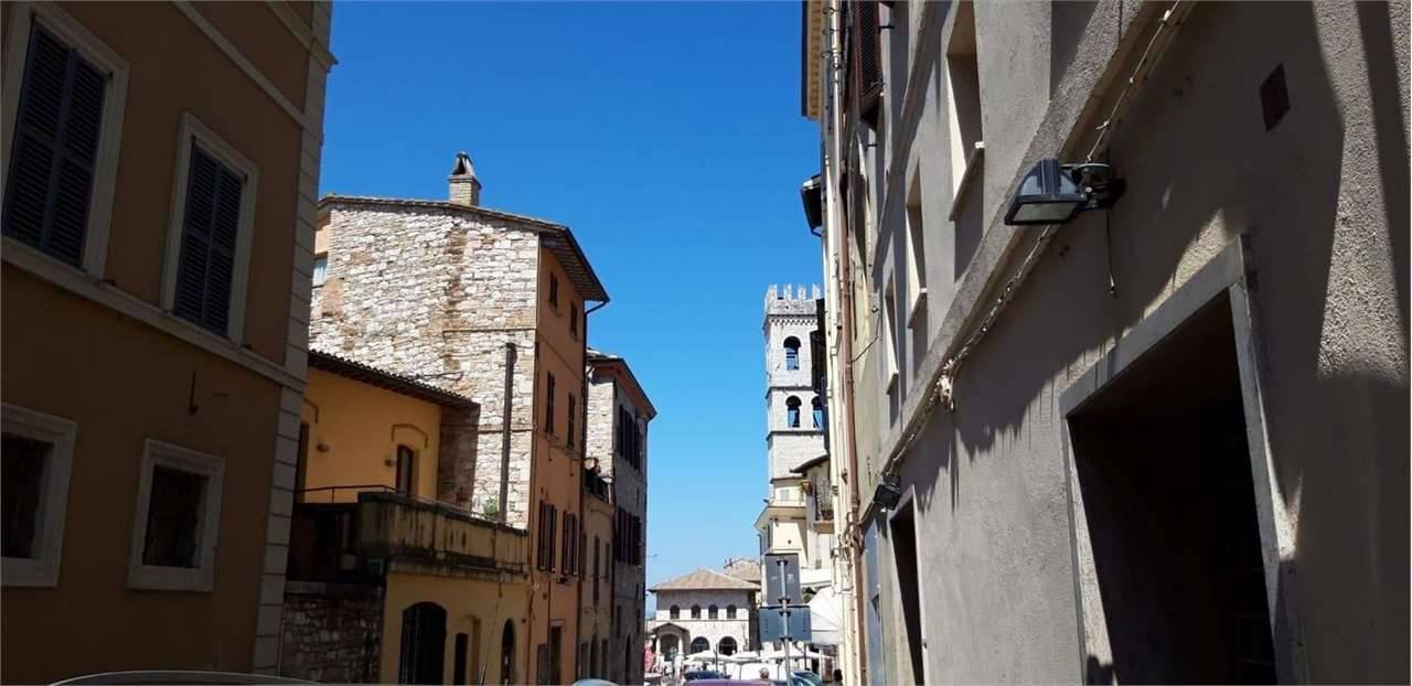 Capannone Centro Storico, Assisi