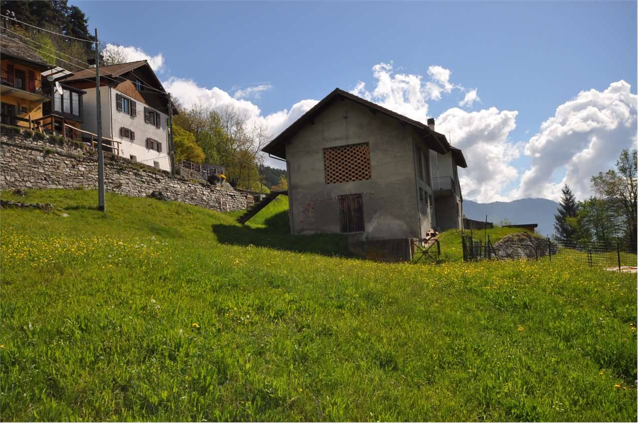Casa indipendente, Trasquera