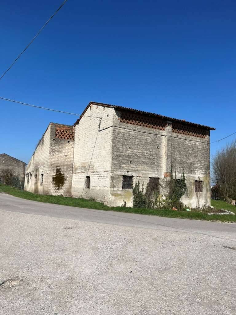 Rustico, Mozzecane
