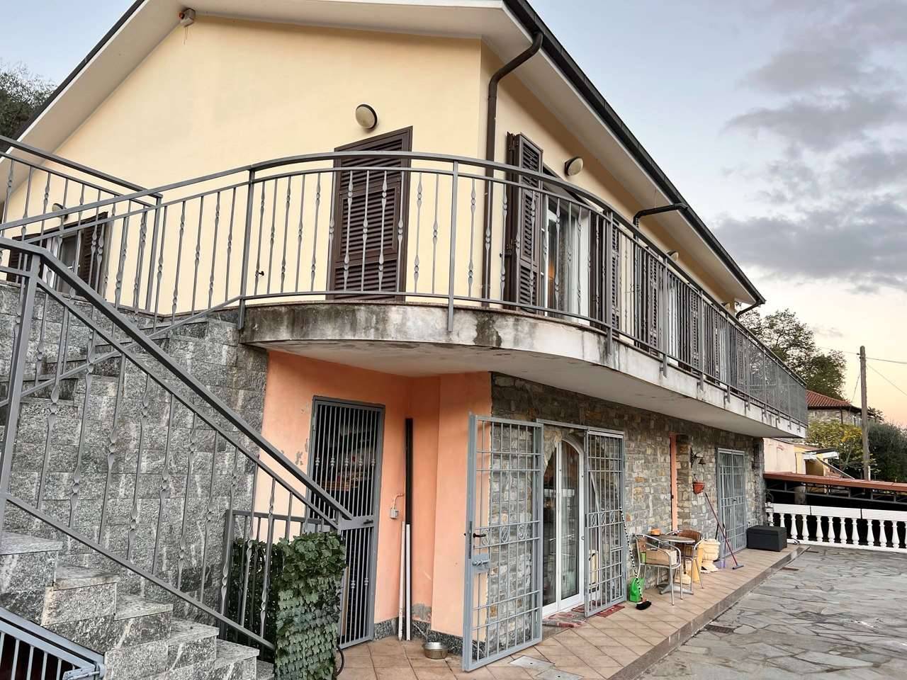 Casa indipendente, Stellanello