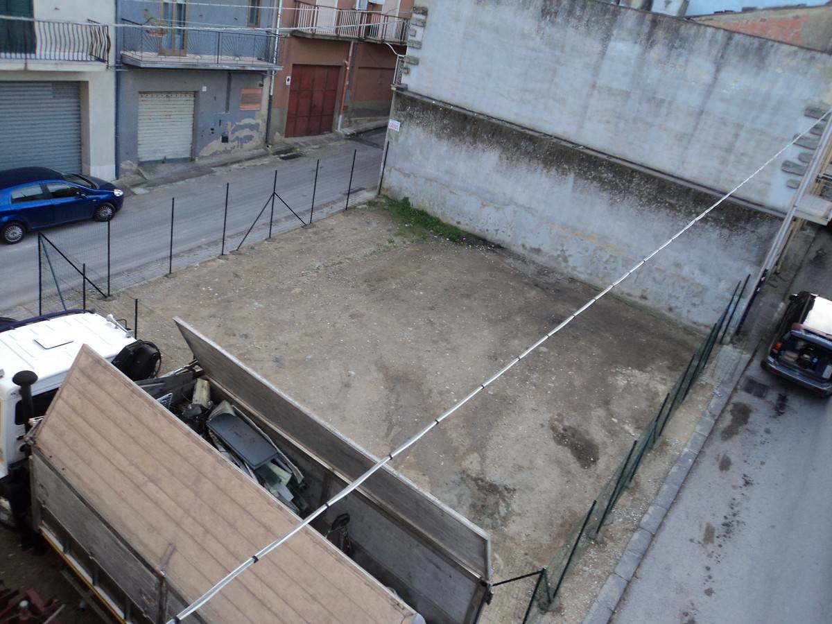 Terreno edificabile Semicentrale (Fontanelle, Circonvallazioni, Via Sfere, Via Industrie, S.M.Gesù), Caltagirone