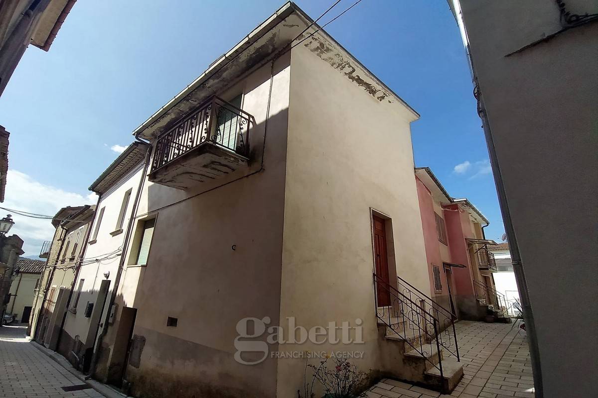 Casa indipendente, Spinete