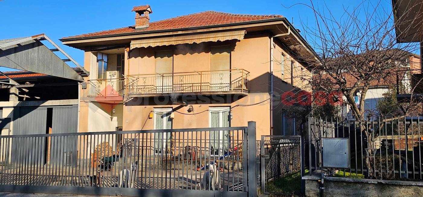 Casa Bi - Trifamiliare, Villar Perosa