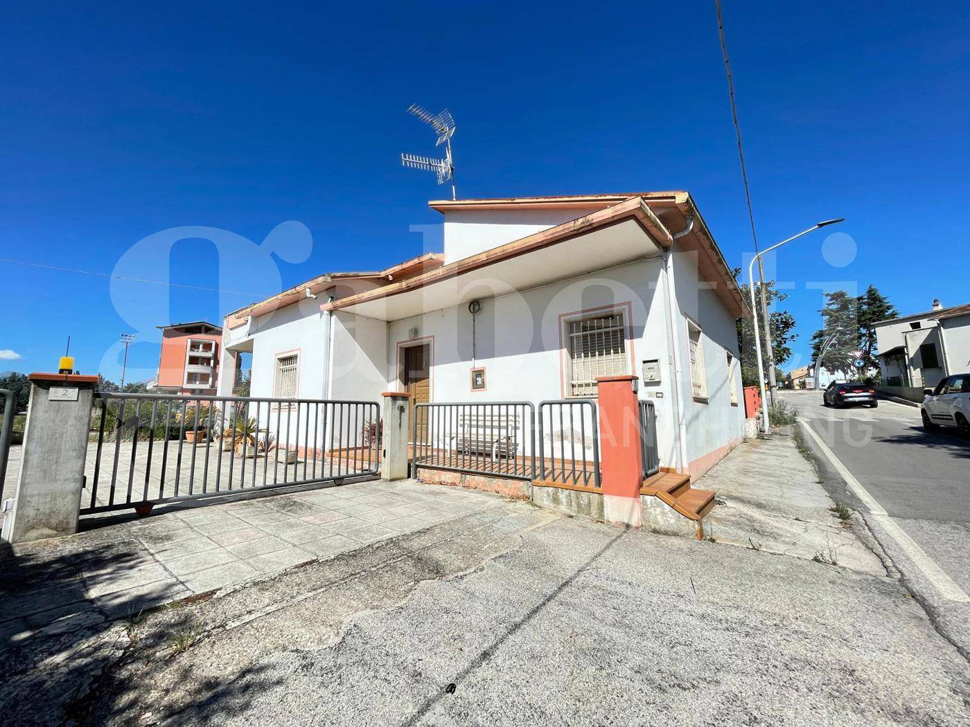 Casa indipendente, Nereto