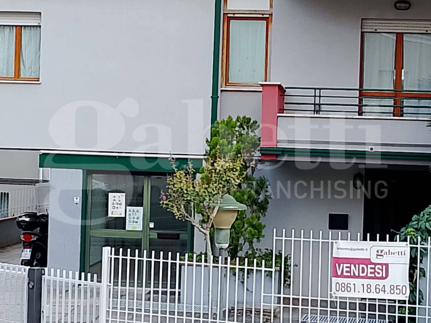 Negozio, Teramo
