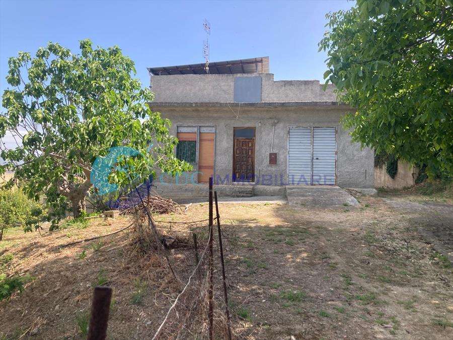 Casa indipendente Via Alcide De Gasperi, Vicari