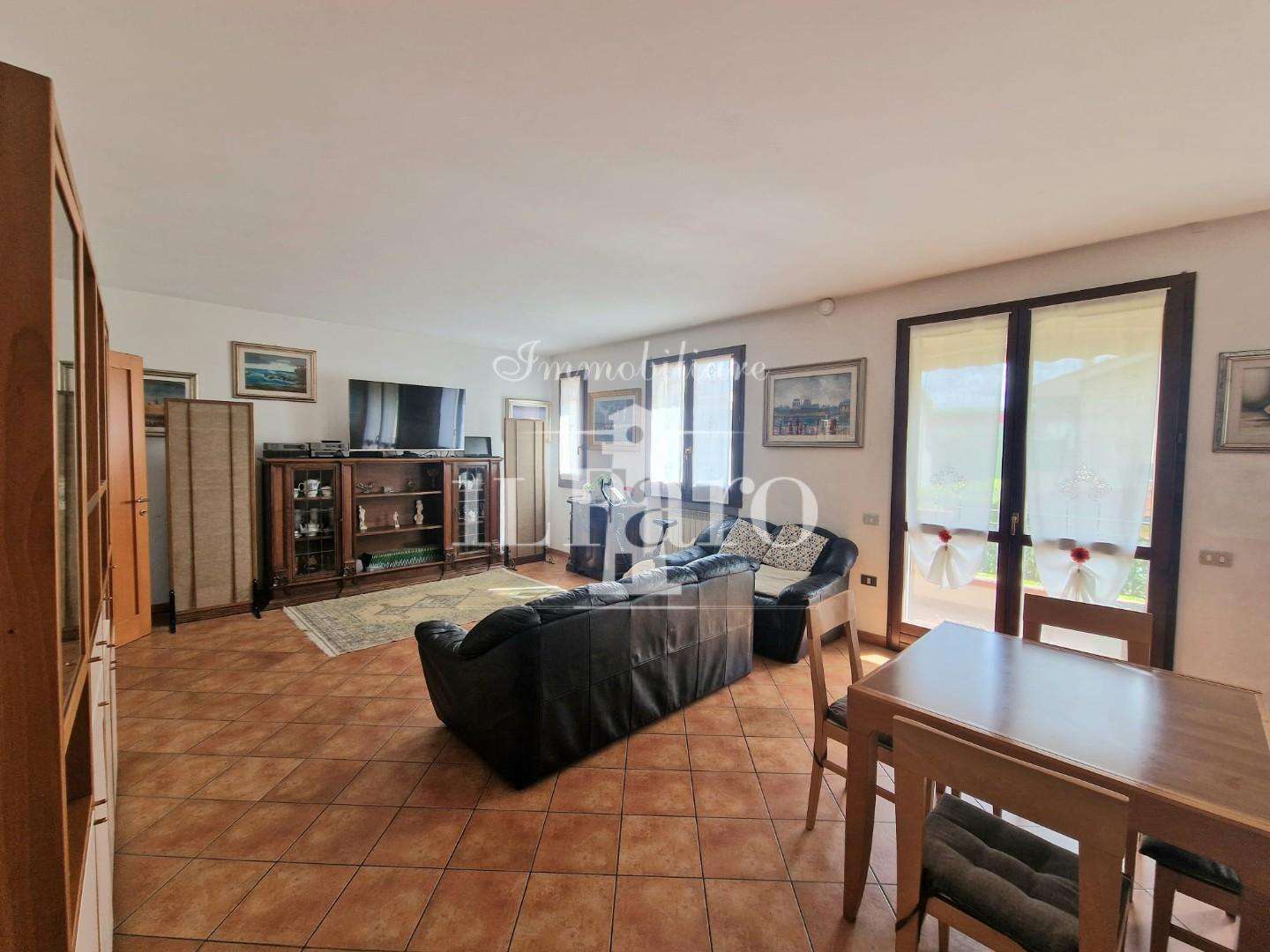 Appartamento Via del Gelsomino,  50013, Campi Bisenzio