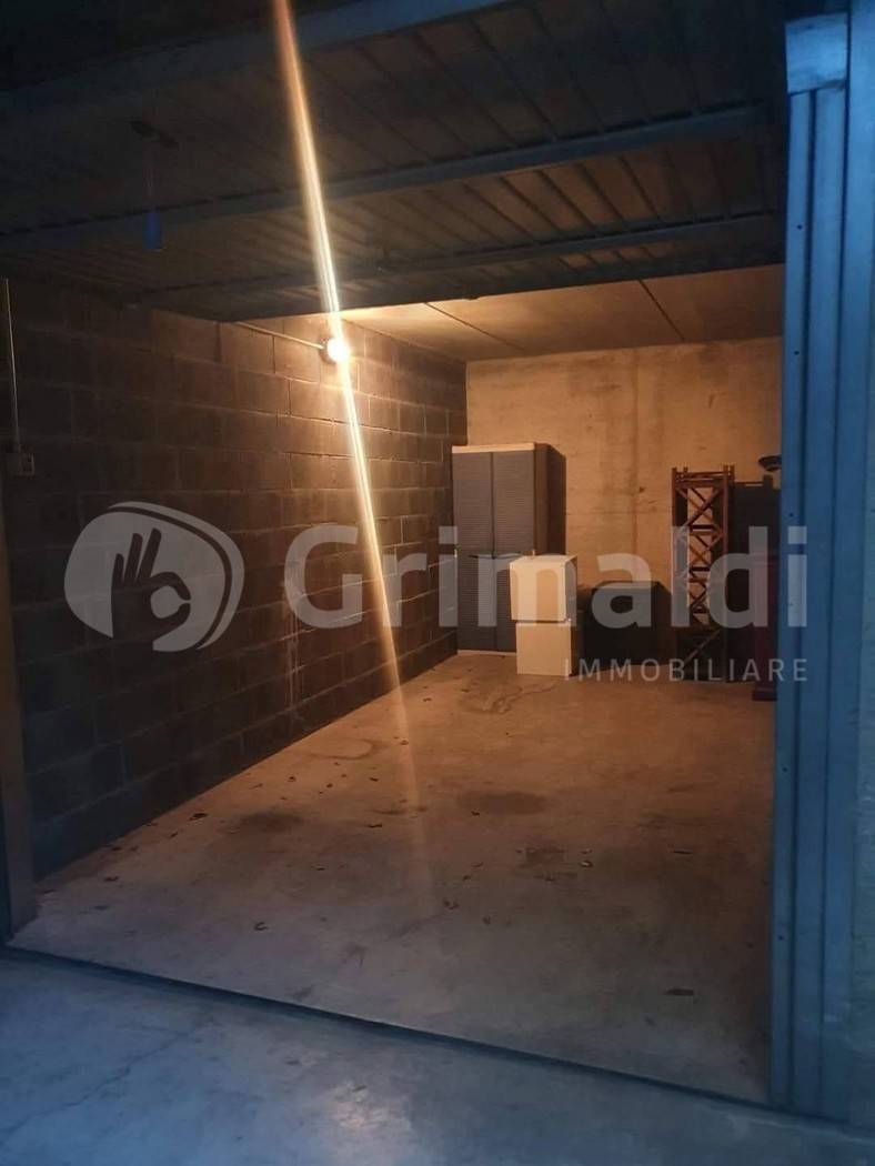 Box - Garage - Posto Auto, Cormano