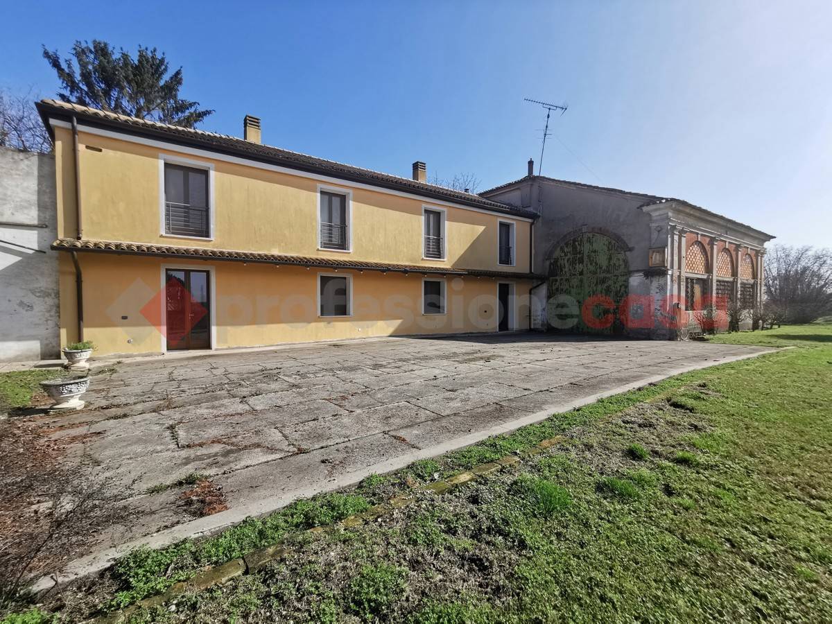 Casa Bi - Trifamiliare, Gazzo Veronese