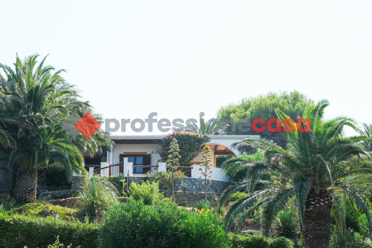 Villa, Lipari