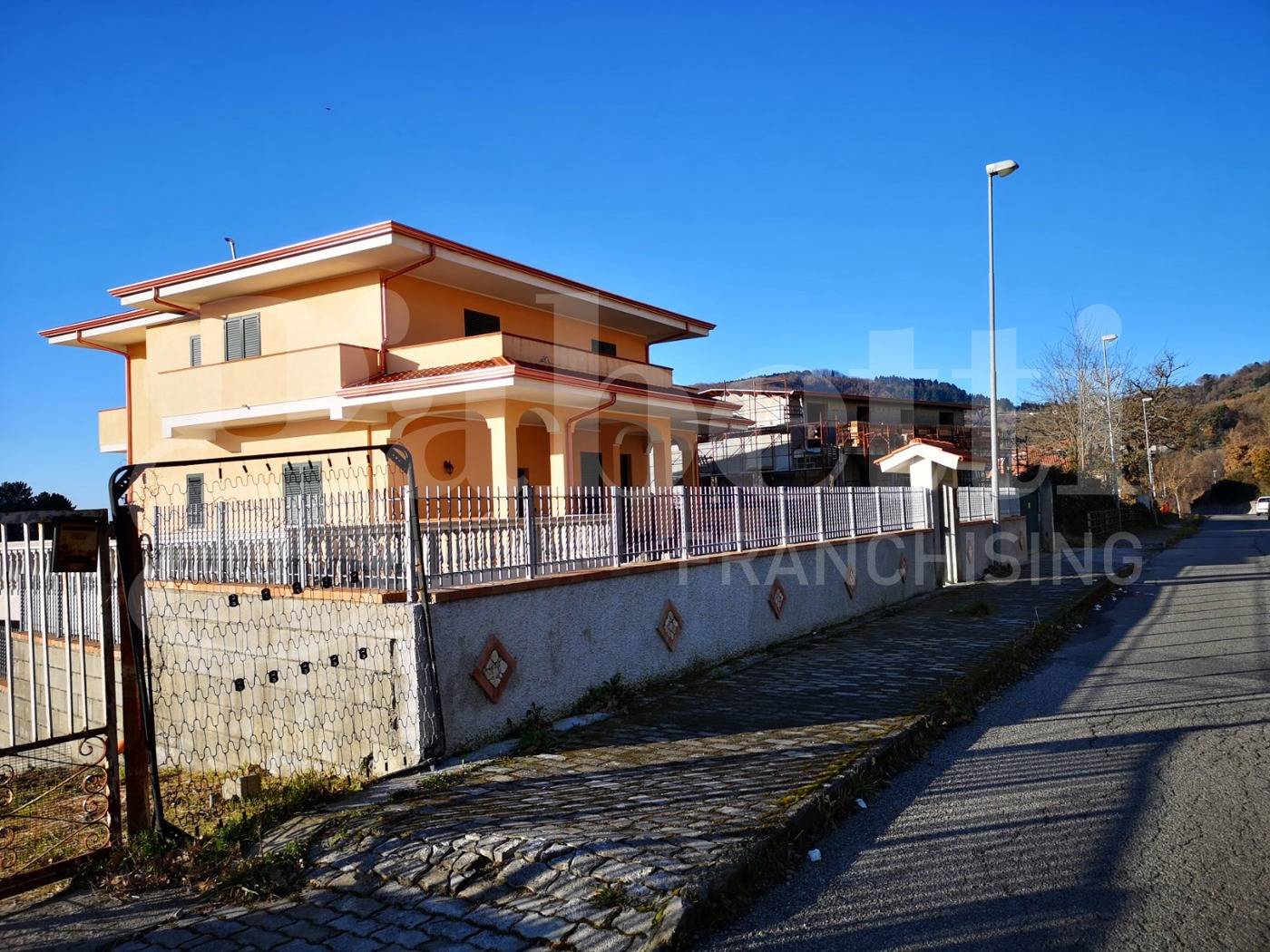 Appartamento, Pentone