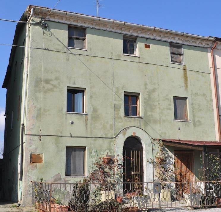 Porzione di casa, Castiglione del Lago