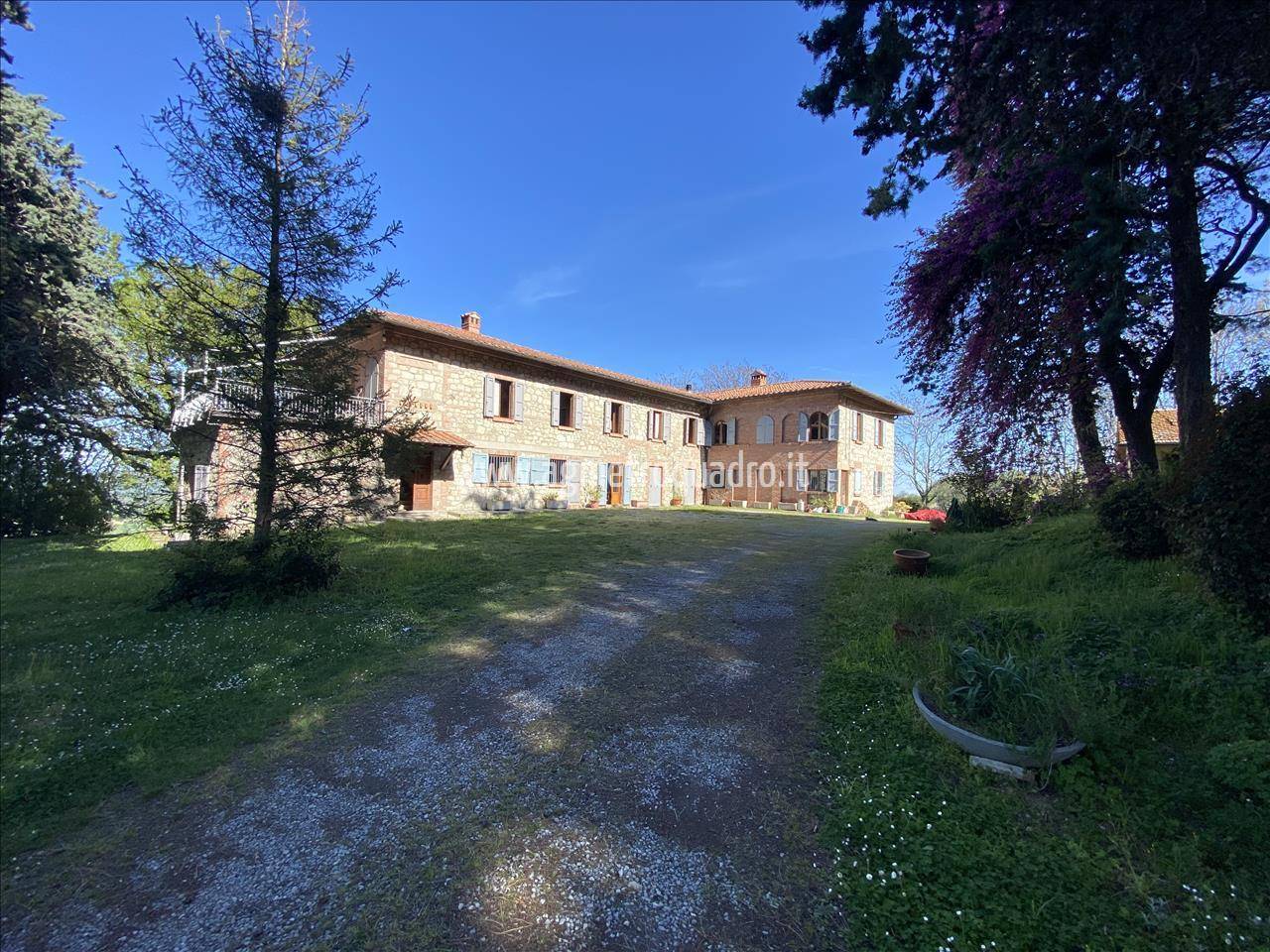 Casale, Cetona