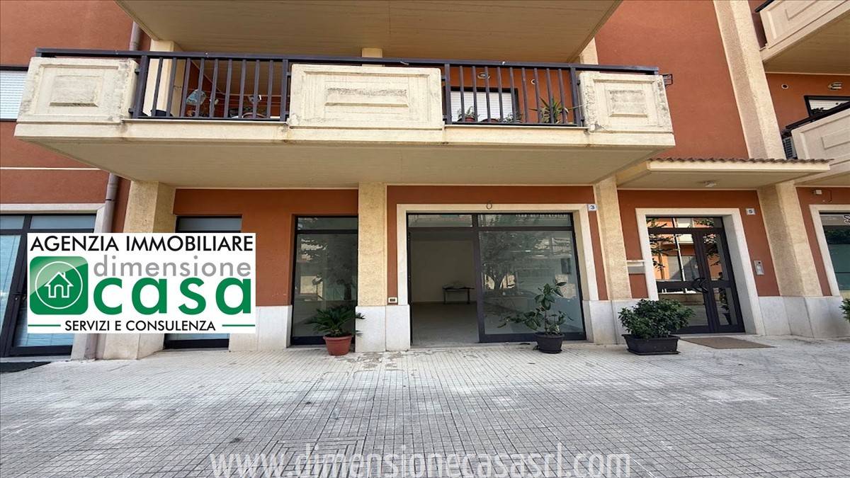 Locale commerciale, San Cataldo