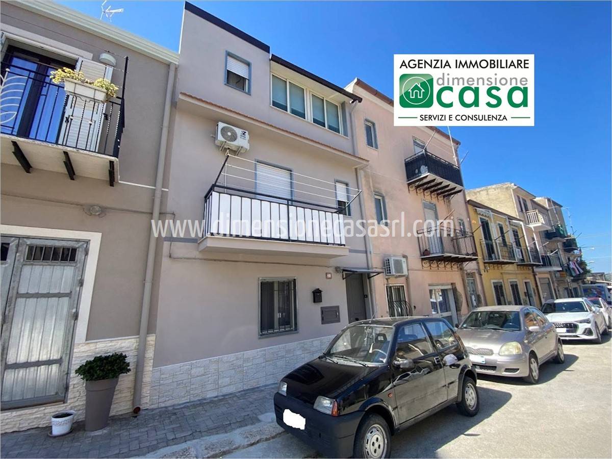 Casa indipendente, San Cataldo
