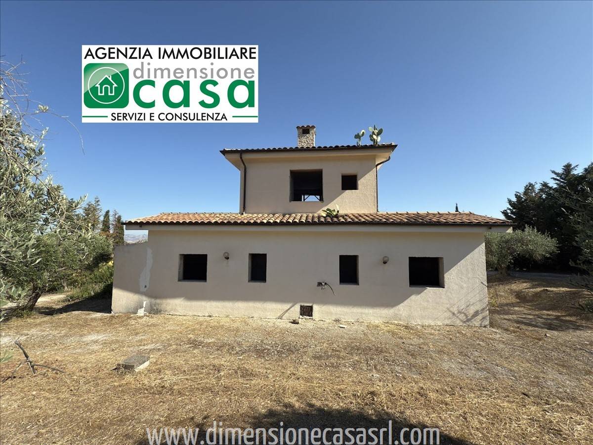Villa, San Cataldo