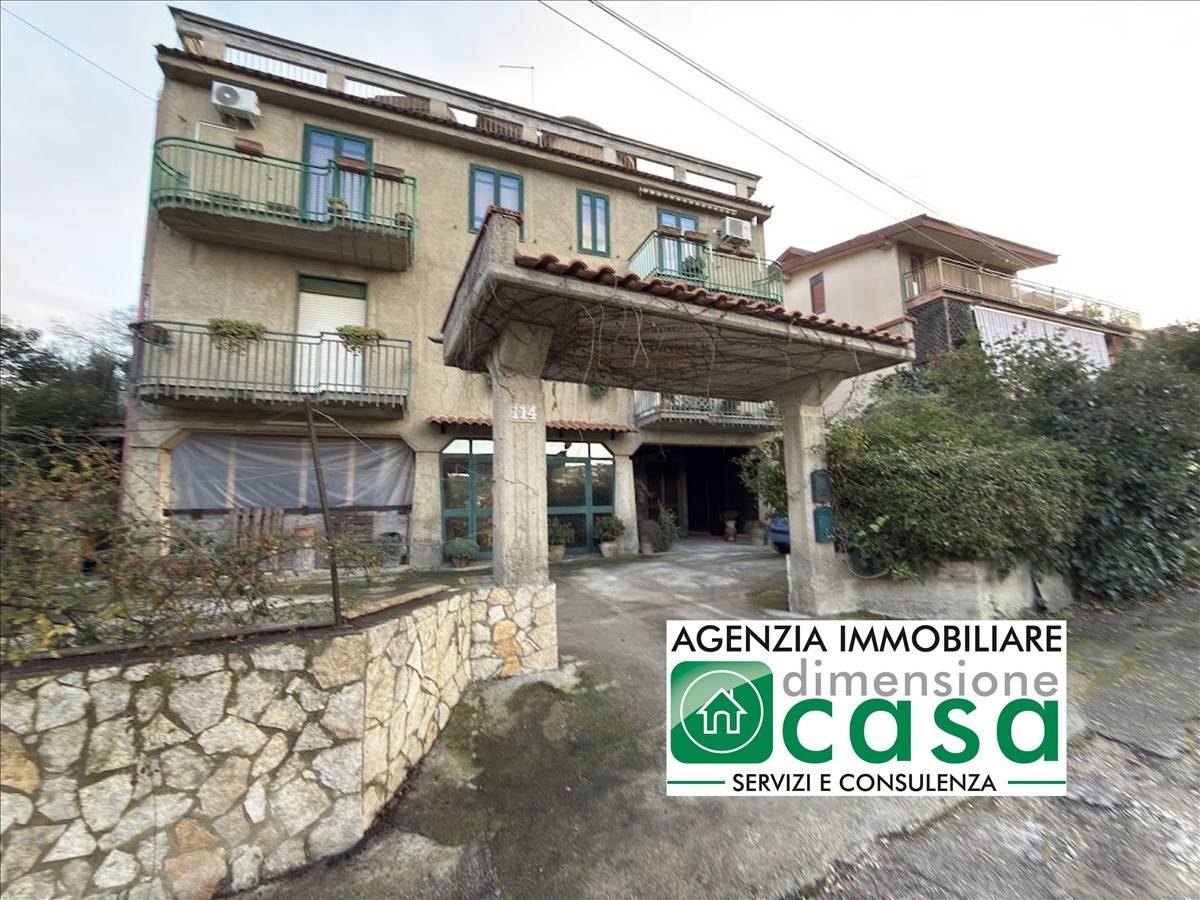 Villa, San Cataldo