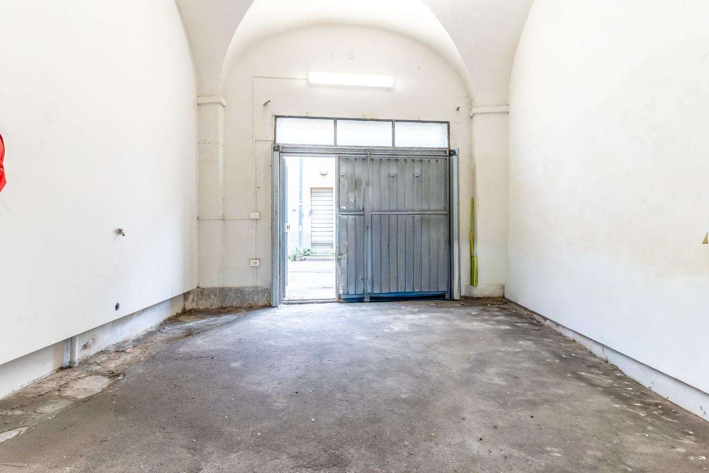 Box - Garage - Posto Auto Pontorme FI,  50053, Empoli