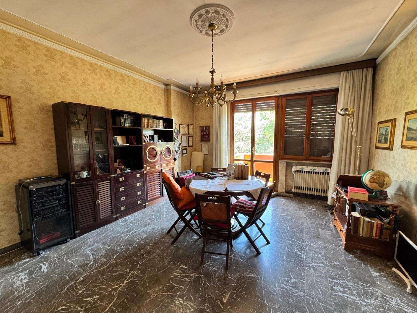 Appartamento Via Marche,, Pisa