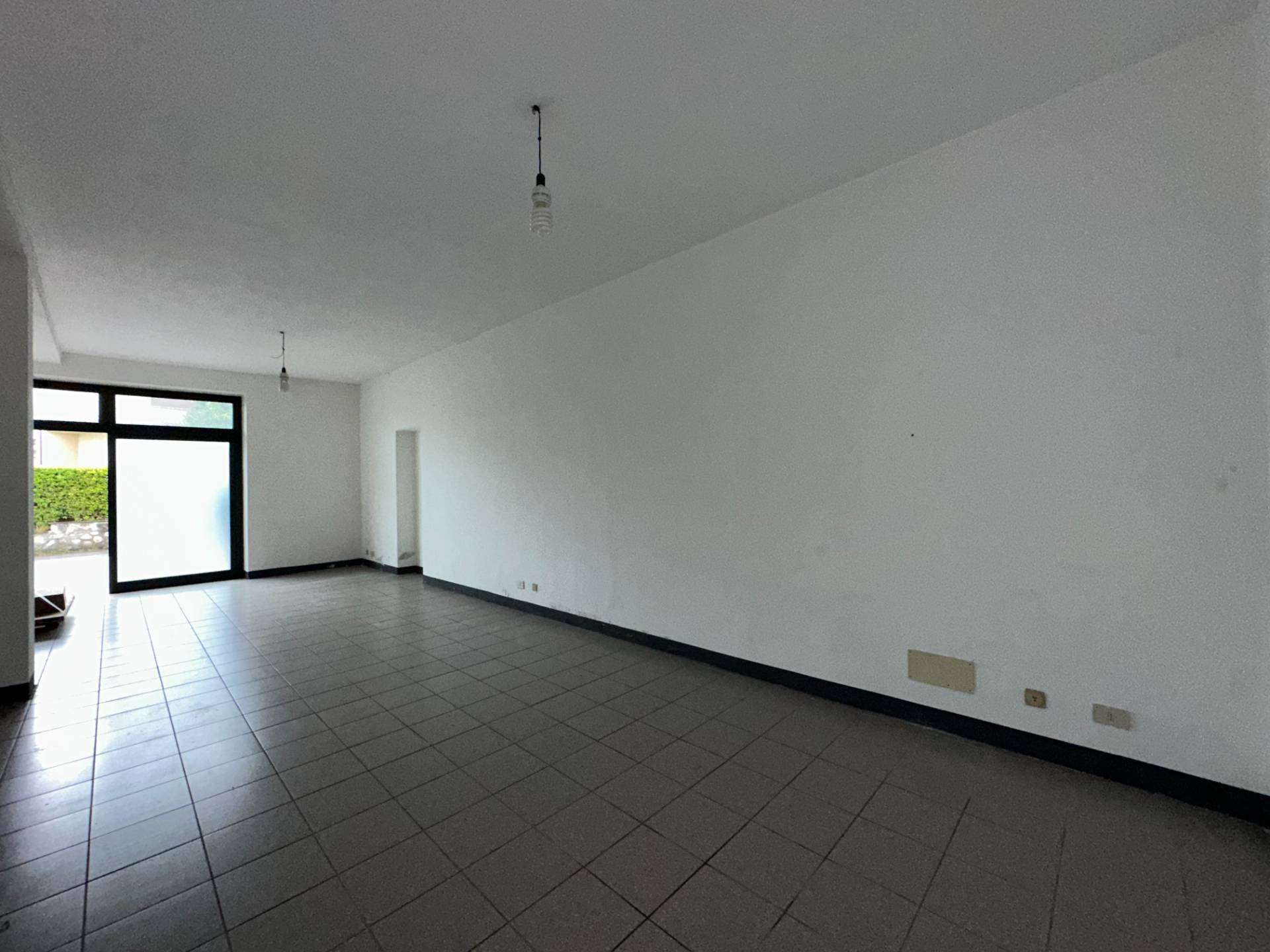 Hotel via delle ville150, Capannori