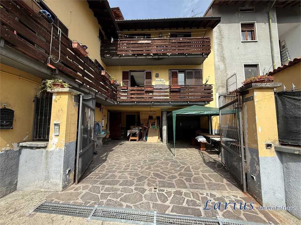Casa indipendente via De Herra, Valbrona