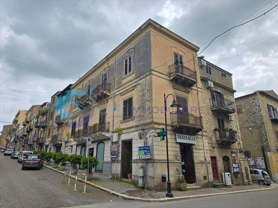 Casa indipendente cortile Nicolosi 2, Lercara Friddi