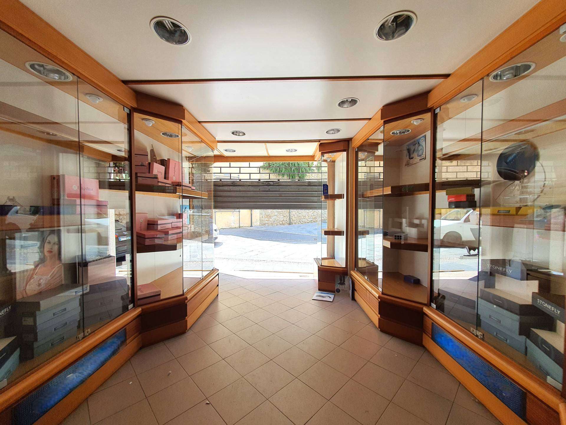 Negozio Corso Giuseppe Mazzini, Catanzaro