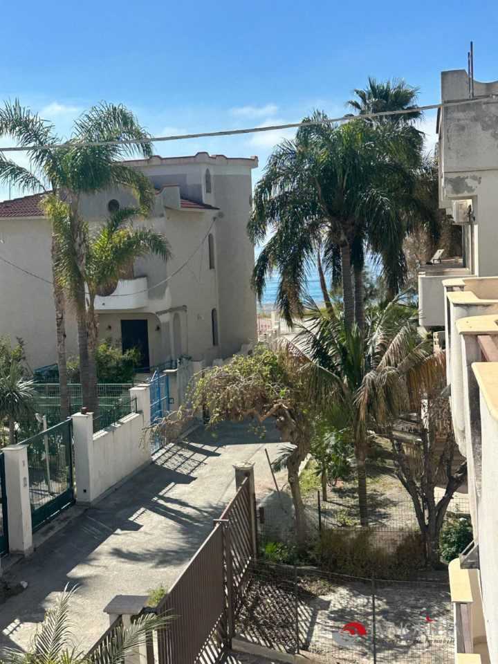Casa indipendente, San Lorenzo