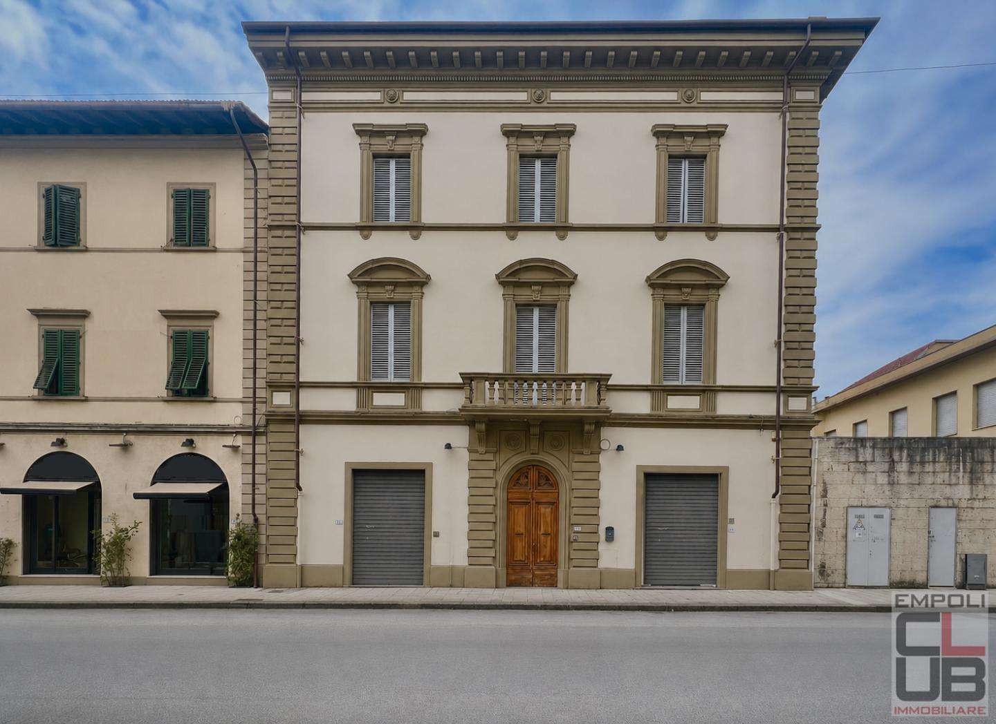 Villa Piazza della Vittoria,  50053, Empoli