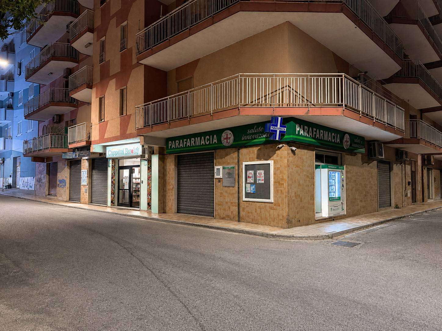 Negozio via Fiume46, Catanzaro