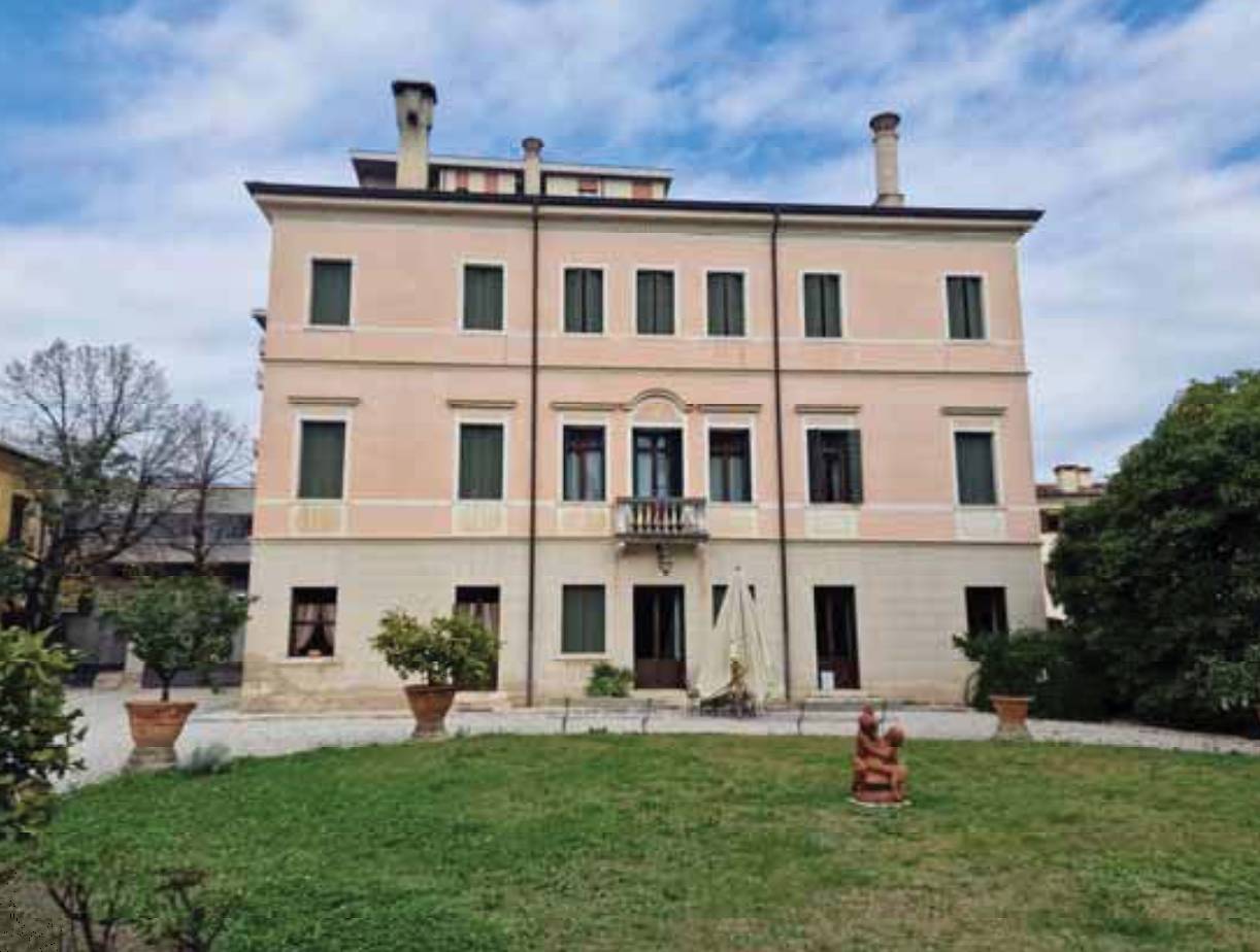Villa, Montebelluna
