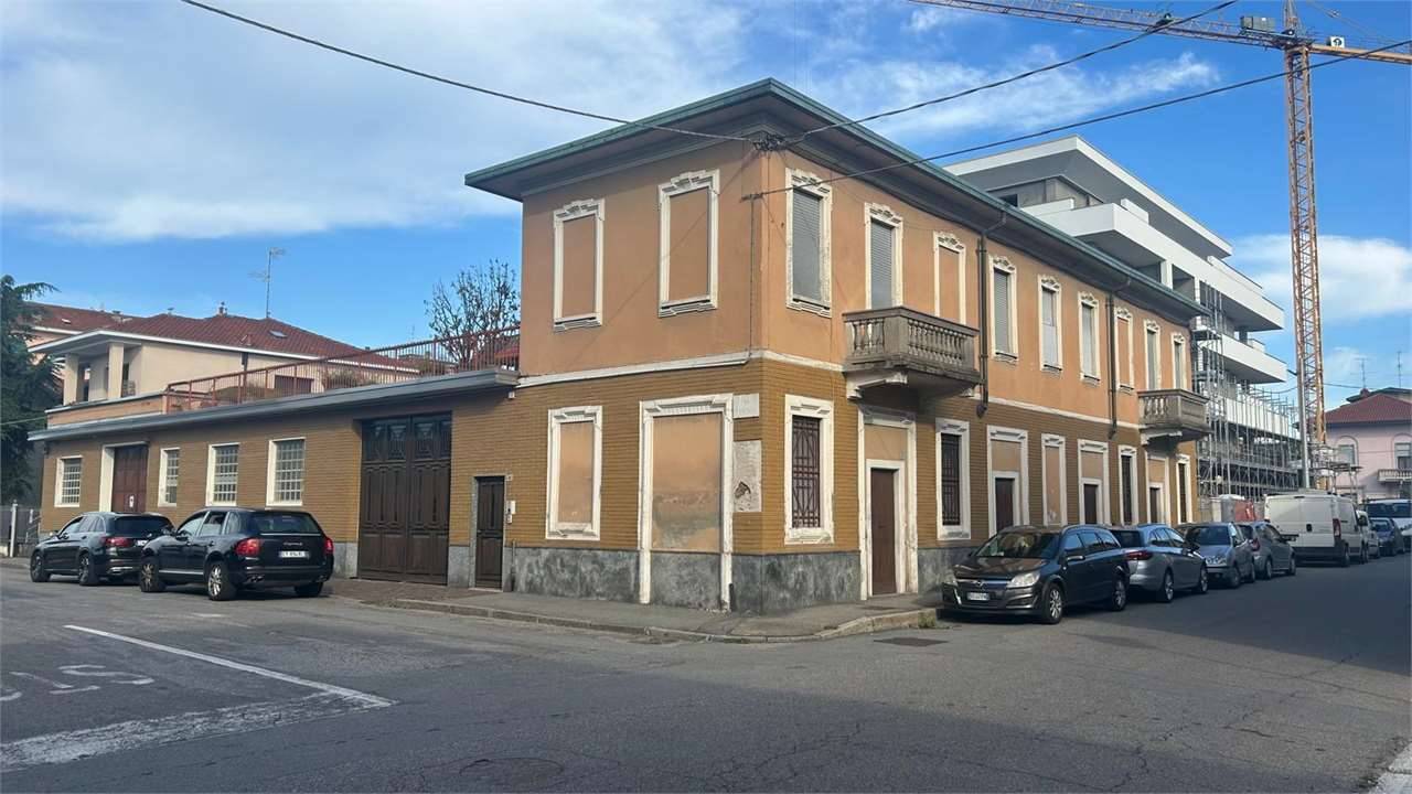 Palazzo - Stabile Cimitero, Busto Arsizio