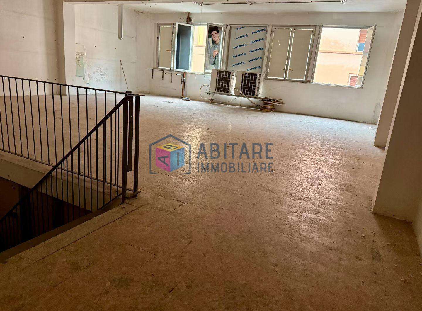 Locale commerciale Via Buontalenti,, Livorno