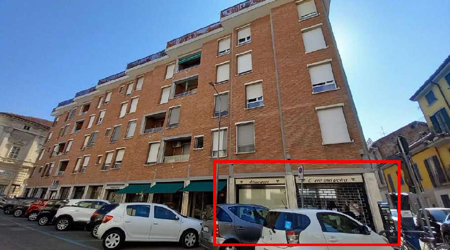Negozio Via Santa Caterina Da Siena,  13, Alessandria