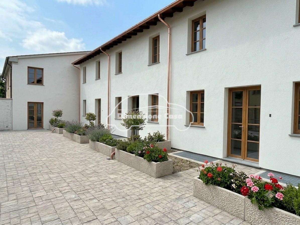 Palazzo - Stabile via Domenico Barsocchini,  203, Lucca