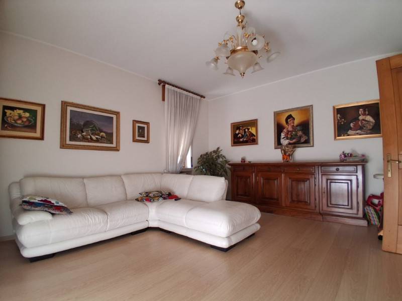 Villa, Orgiano