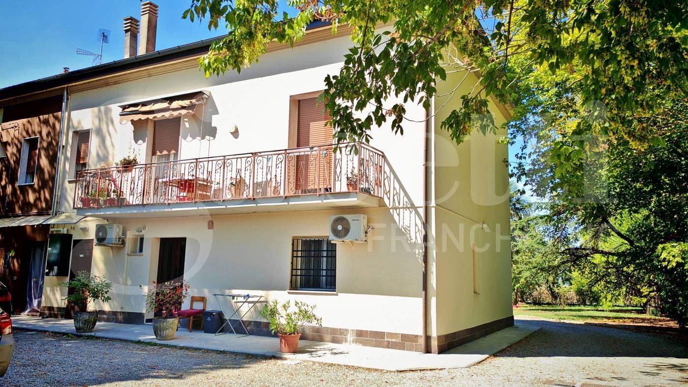Casa Bi - Trifamiliare, San Giovanni in Persiceto