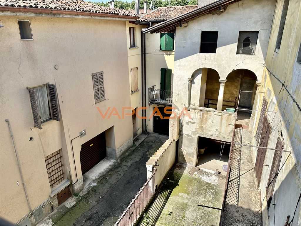 Casa indipendente VIA TADINI, Romano di Lombardia