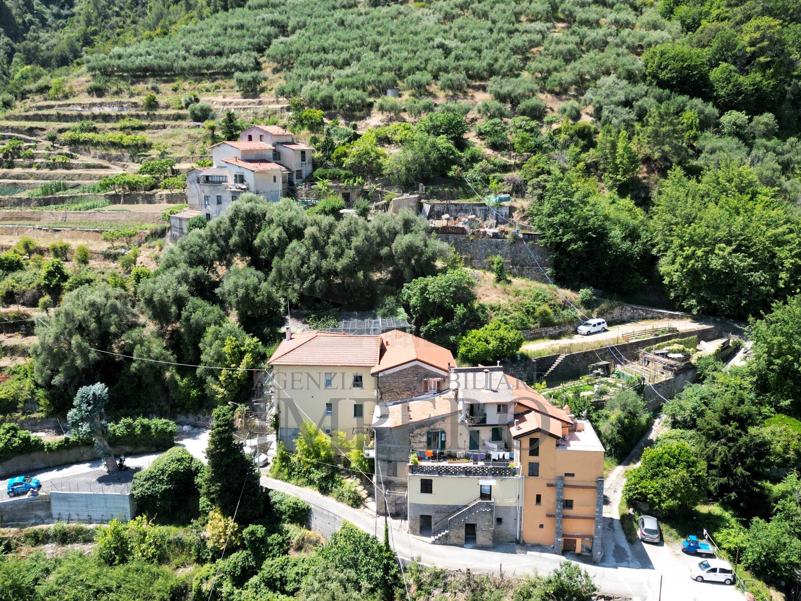 Porzione di casa Via Felice Cascione, Ventimiglia
