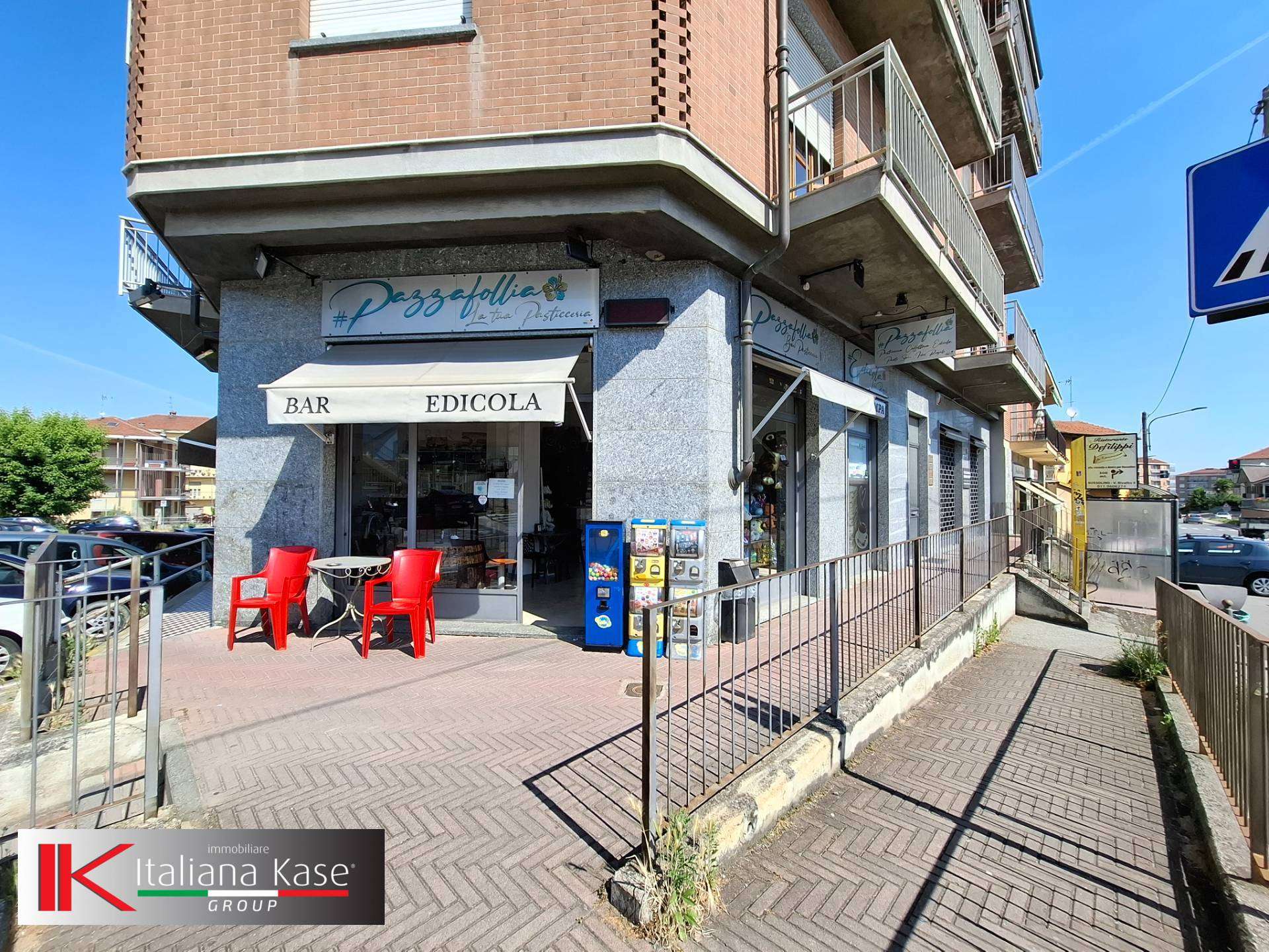 Attività  commerciale via Circonvallazione, Gassino Torinese