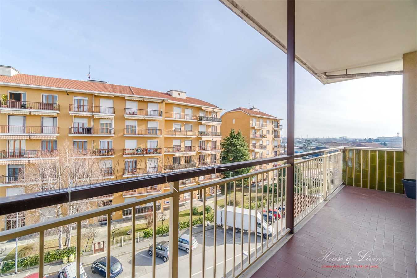 Appartamento Strada Villastellone, Moncalieri